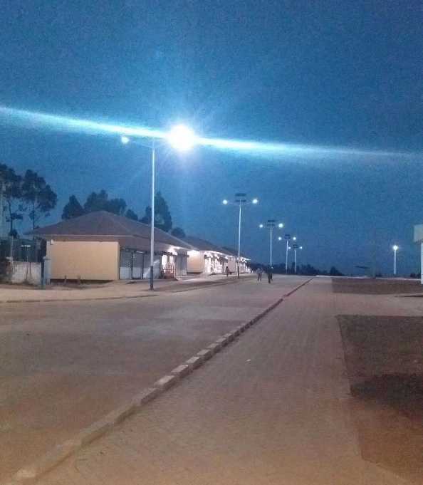 宁波市非洲科特迪瓦太阳能路灯工程